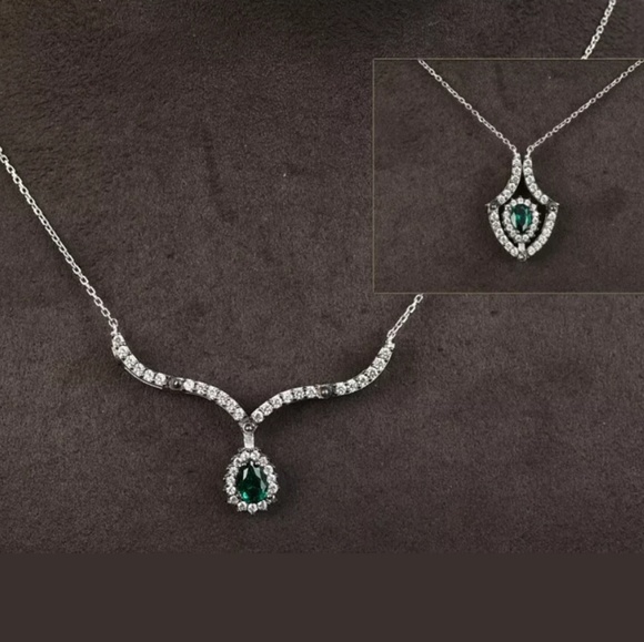 Kharma Collection by Avelon Jewelry - Emerald & white topaz Sterling magnetic Stunning necklace